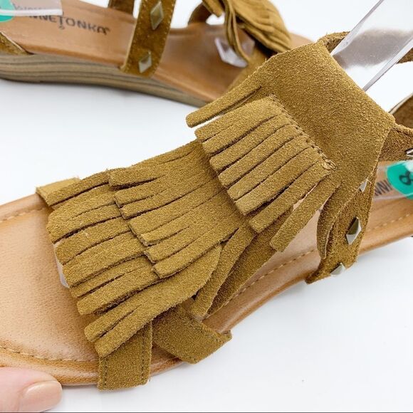 Minnetonka Merriam Suede Fringe Sandals Tan Wedge Sz 8 - Picture 10 of 13